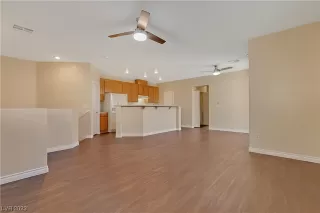 Photo #6: 2482966 Listing 