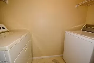 Photo #6: 2482994 Listing 