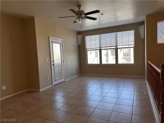 Photo #2: 2483005 Listing 