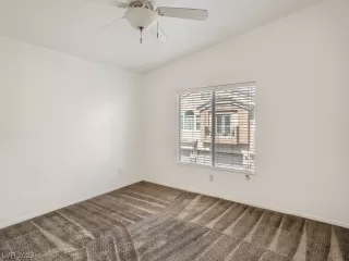 Photo #5: 2483013 Listing 