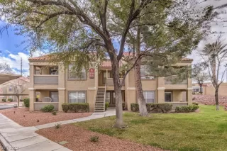 Photo #1: 2483030 Listing