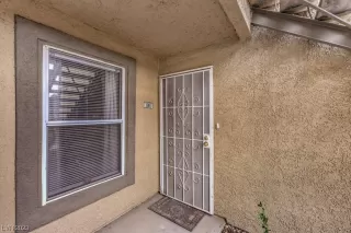 Photo #5: 2483030 Listing