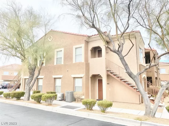 MLS: 2483039 Condo For Sale