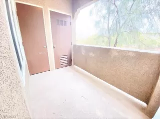 Photo #3: 2483039 Listing 