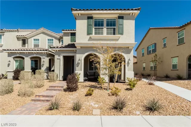 MLS: 2483043 Condo For Sale