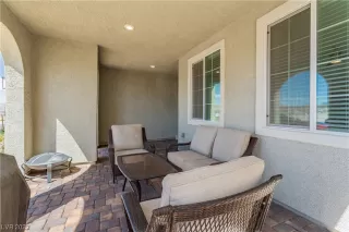 Photo #3: 2483043 Listing