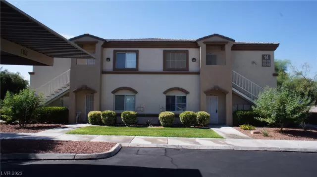 MLS: 2483052 Condo For Sale