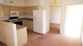 Photo #2: 2483052 Listing 