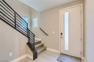Photo #3: 2483058 Listing 