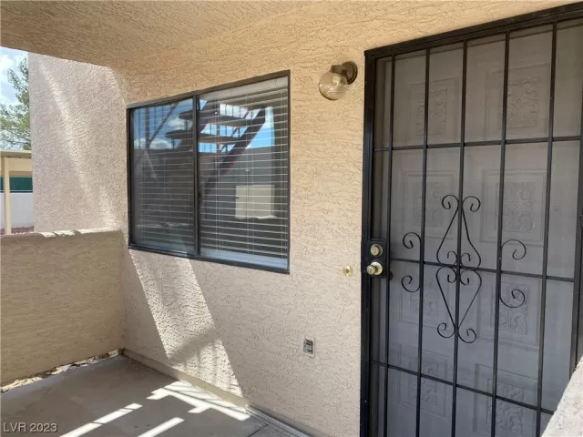 MLS: 2483107 Condo For Sale