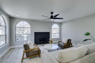 Photo #1: 2483123 Listing 