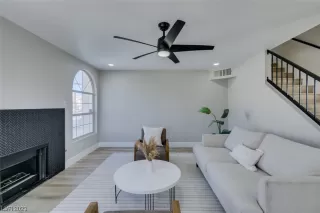 Photo #3: 2483123 Listing 