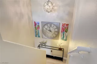 Photo #4: 2483147 Listing