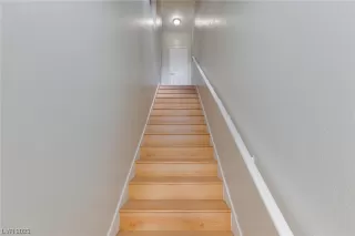 Photo #2: 2483163 Listing