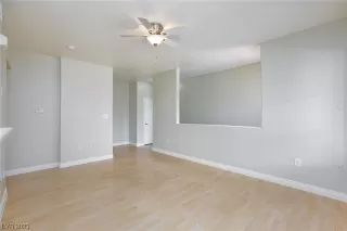 Photo #5: 2483163 Listing