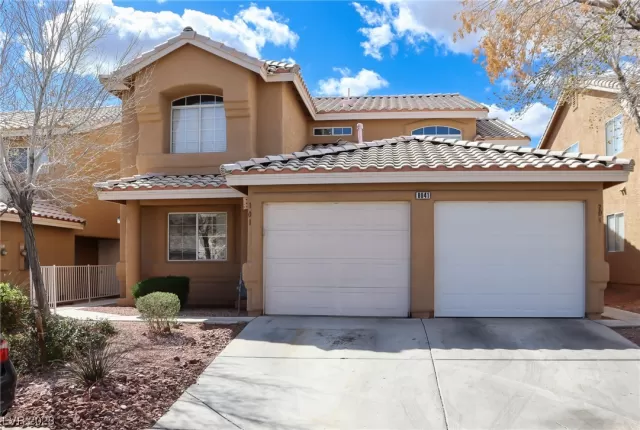 MLS: 2483171 Condo For Sale