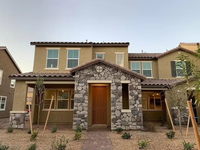 MLS: 2483194 Condo For Sale