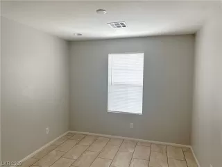 Photo #4: 2483223 Listing 