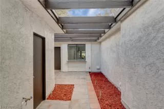 Photo #3: 2483257 Listing 