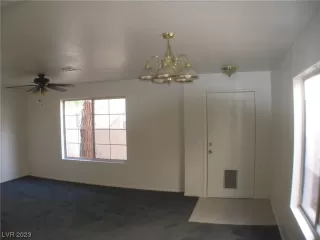 Photo #4: 2483319 Listing 