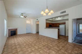 Photo #3: 2483325 Listing