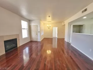 Photo #4: 2483347 Listing 