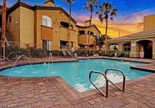 Photo #1: 2483353 Listing 