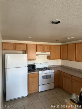 Photo #5: 2483353 Listing 