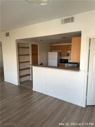 Photo #6: 2483353 Listing 