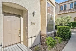 Photo #1: 2483392 Listing