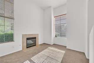 Photo #3: 2483392 Listing