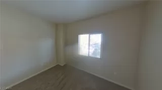 Photo #5: 2483393 Listing