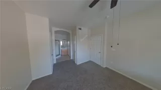 Photo #6: 2483393 Listing