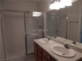 Photo #1: 2483396 Listing 