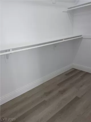 Photo #4: 2483396 Listing 