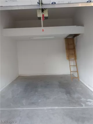 Photo #5: 2483396 Listing 