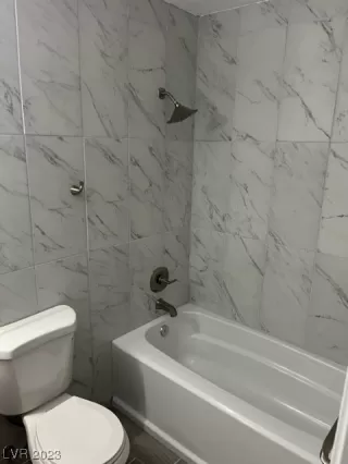 Photo #3: 2483398 Listing