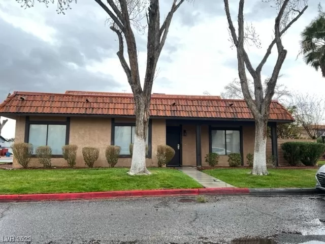 MLS: 2483400 Condo For Sale