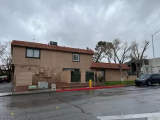 Photo #2: 2483400 Listing