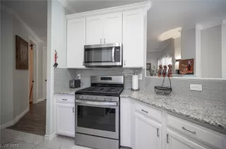 Photo #3: 2483404 Listing