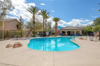 Photo #2: 2483425 Listing 