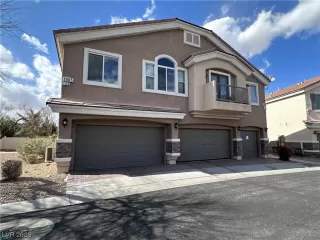 Photo #1: 2483456 Listing 