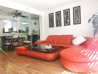 Photo #3: 2483464 Listing 