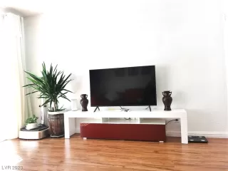 Photo #5: 2483464 Listing 