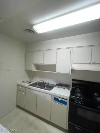 Photo #6: 2483468 Listing 