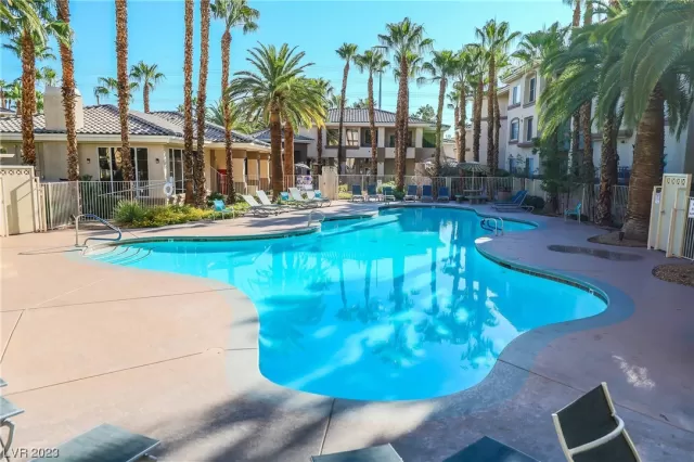 MLS: 2483469 Condo For Sale