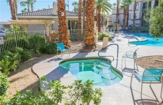 Photo #2: 2483469 Listing