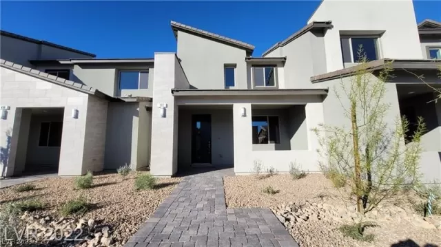 MLS: 2483477 Condo For Sale