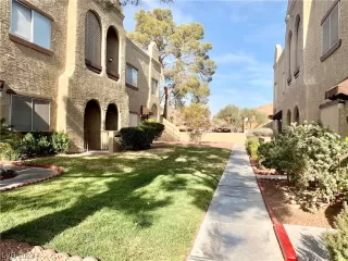 Photo #1: 2483521 Listing 