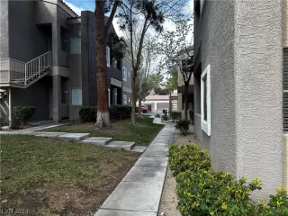 Photo #1: 2483547 Listing